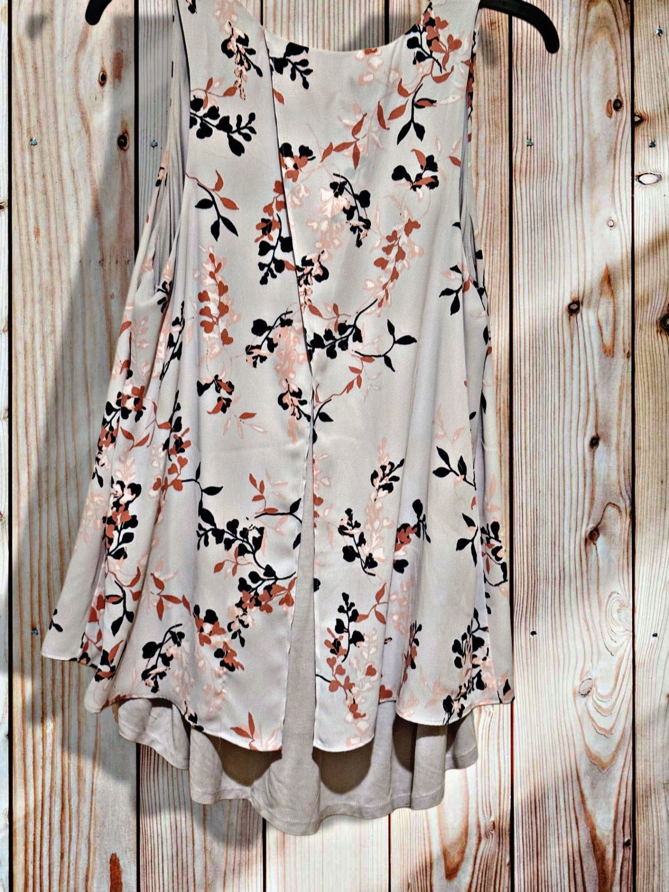 LOFT Top Largr Gray with floral pattern in black, peach, and white