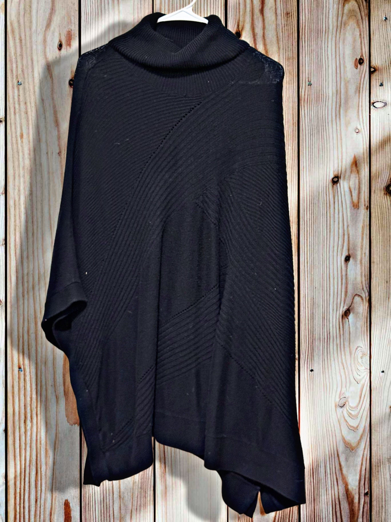 Simply Vera Poncho Sweater Xl/XXL Black