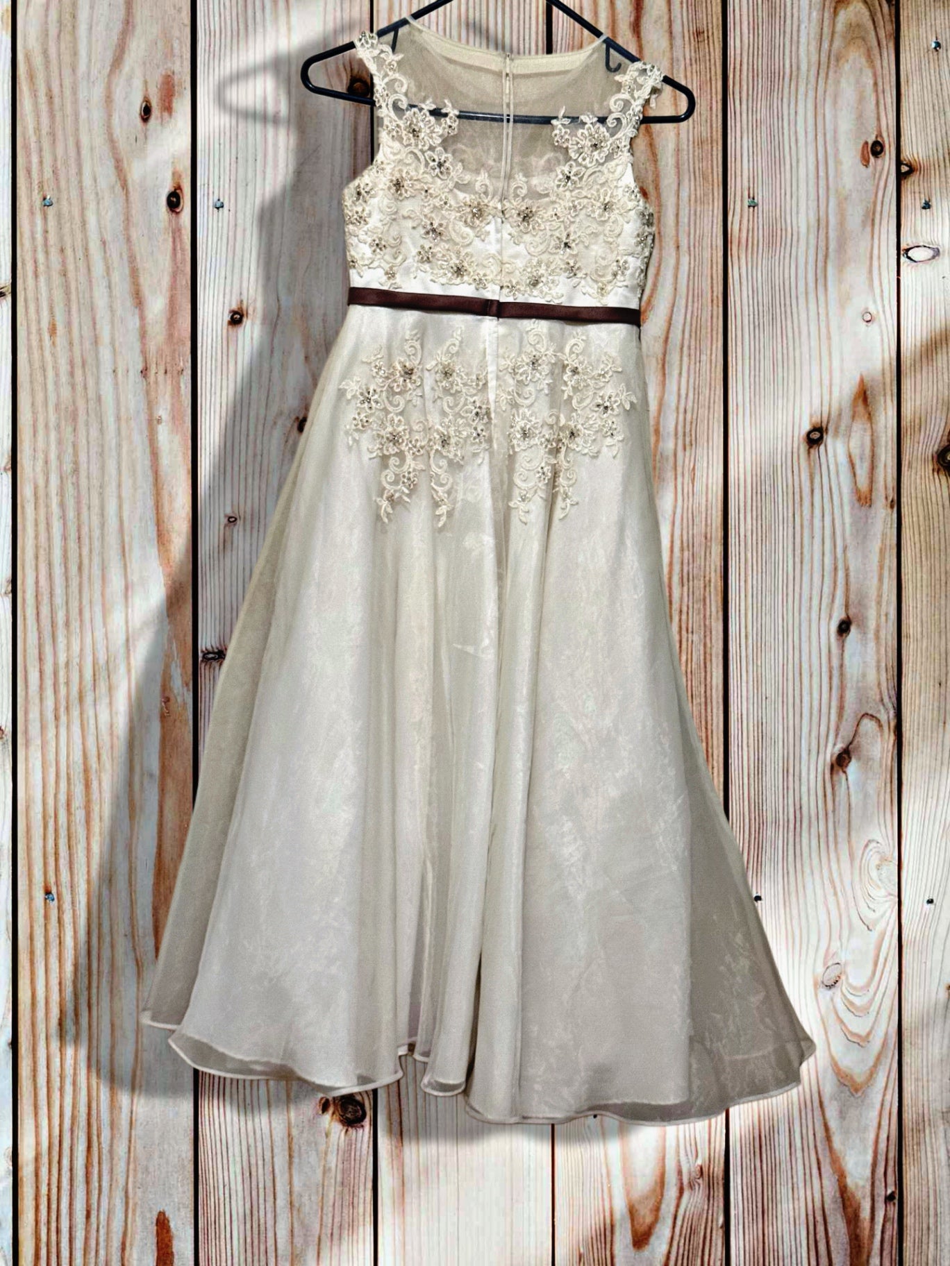 Flower Girl or Special Occasions Dress 10 girls Cream/Beige